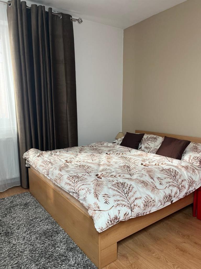 Apartmanovy Dom Adriana Зуберец Экстерьер фото